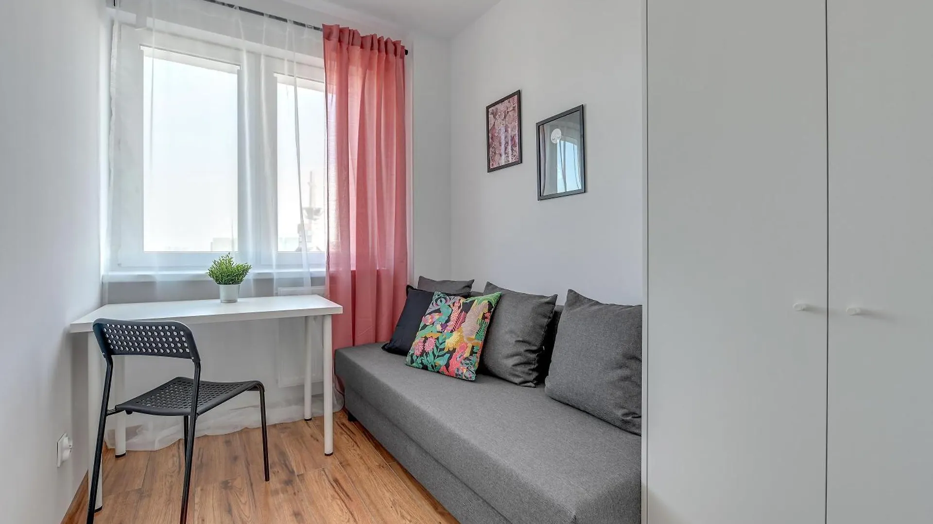 Homestay Rooms Pilotow 5B - Gdansk Zaspa
